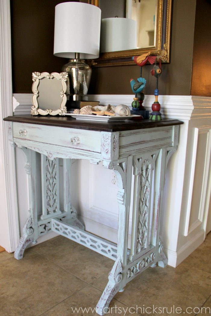 Old Carved Desk Transformed with Chalk Paint (Red Theme Tour)