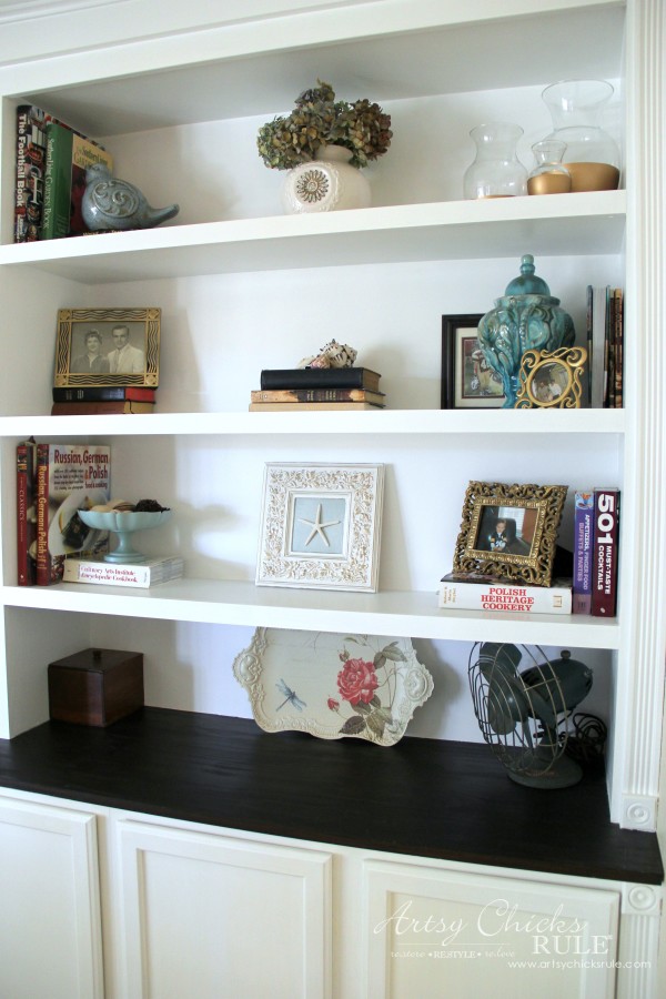 DIY Built-In Bookcase Wall - Styling 1 - artsychicksrule #bookcase #diy