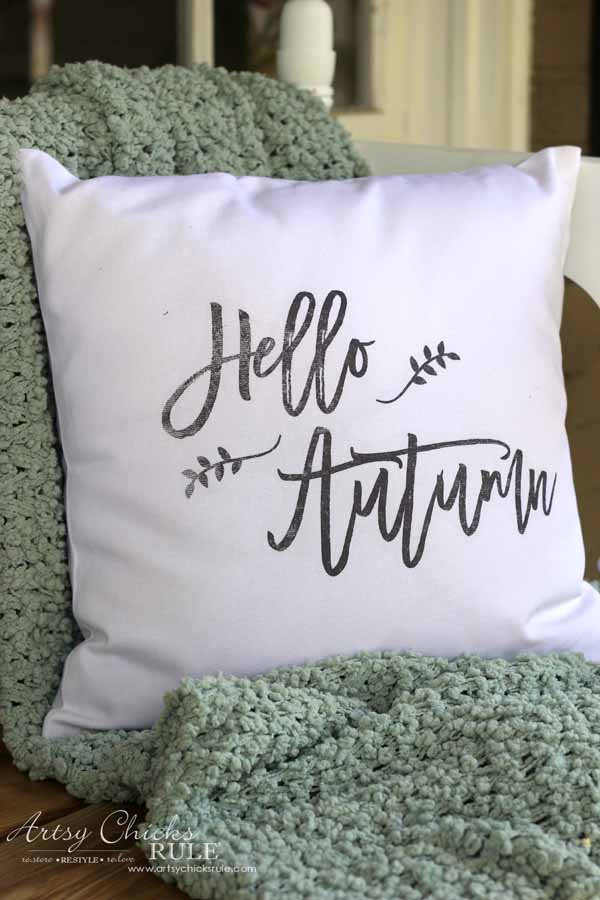 DIY Fall Pillows & Free Printables