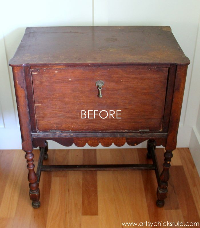 French Styled Cabinet Makeover (Graphics & Chalk Paint)