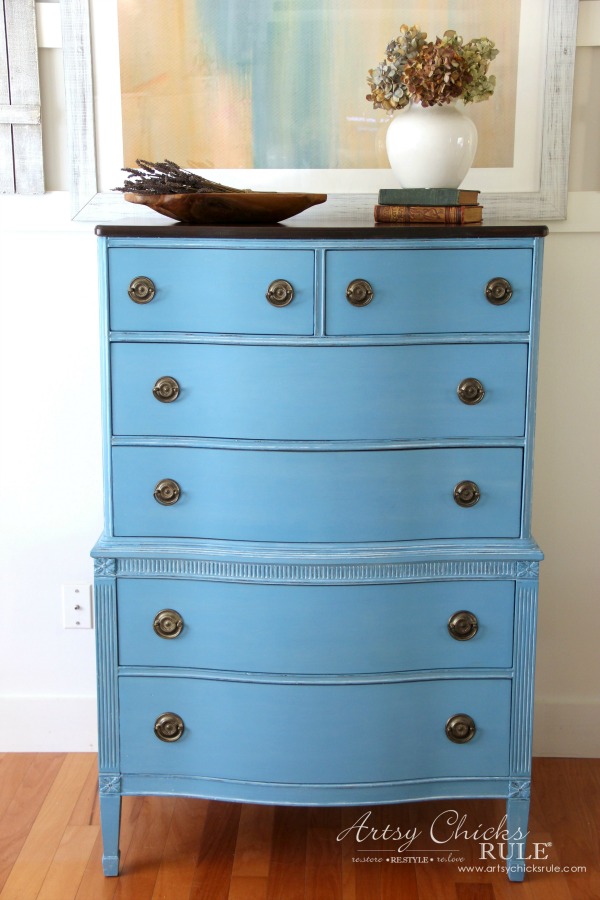 Giverny Blue chest