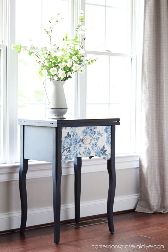 navy blue end table with transfer